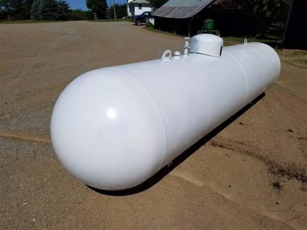 2000 Gallon Propane Tank - Image 4