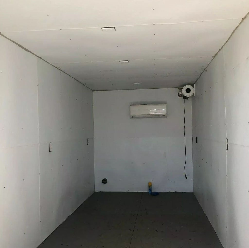 20ft Insulated Shipping Container Greenhouse - Image 2